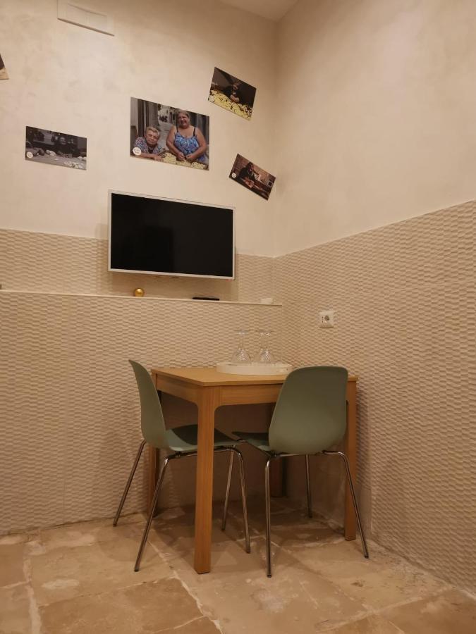 Apartamento La Casa Delle Tradizioni Bari Exterior foto