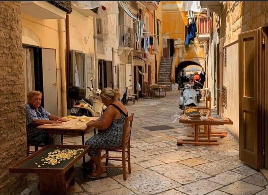 Apartamento La Casa Delle Tradizioni Bari Exterior foto